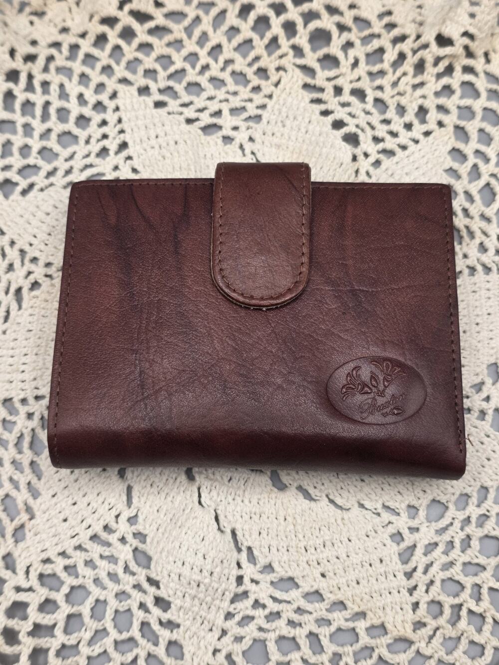 Buxton Vintage Mahogany Leather French Wallet Kiss Lock Coin Purse ID Window